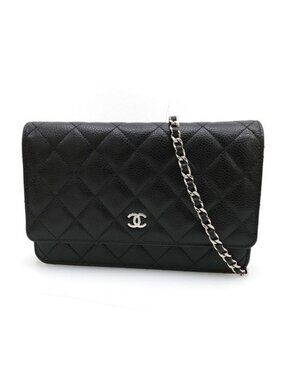 Chanel Caviar Quilted Chain Wallet Shoulder Bag